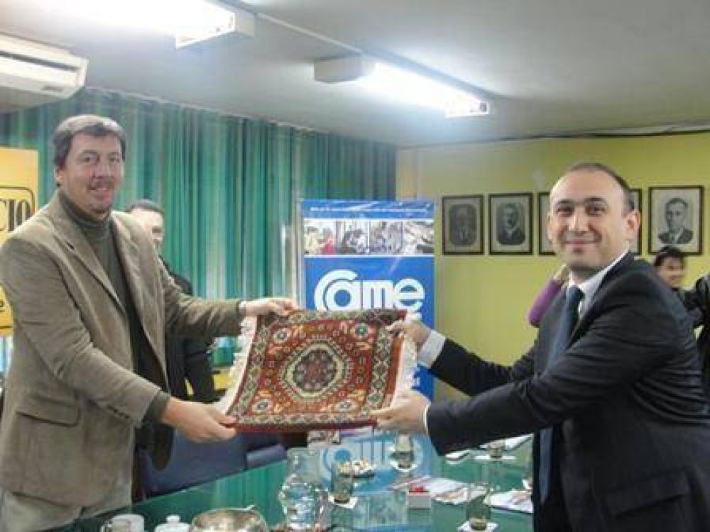 La C�mara de Comercio recibi� al embajador de Azerbaiy�n
