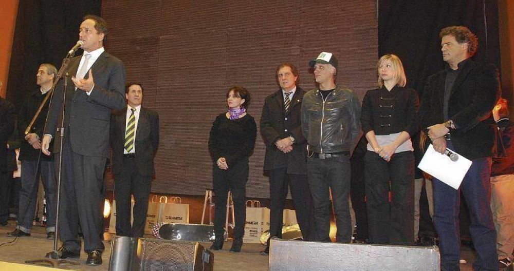 LAN�S - SCIOLI Y D�AZ PEREZ ENCABEZARON UNA JORNADA SOBRE GESTI�N AMBIENTAL