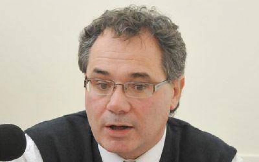 Echelini ser� interpelado la pr�xima semana