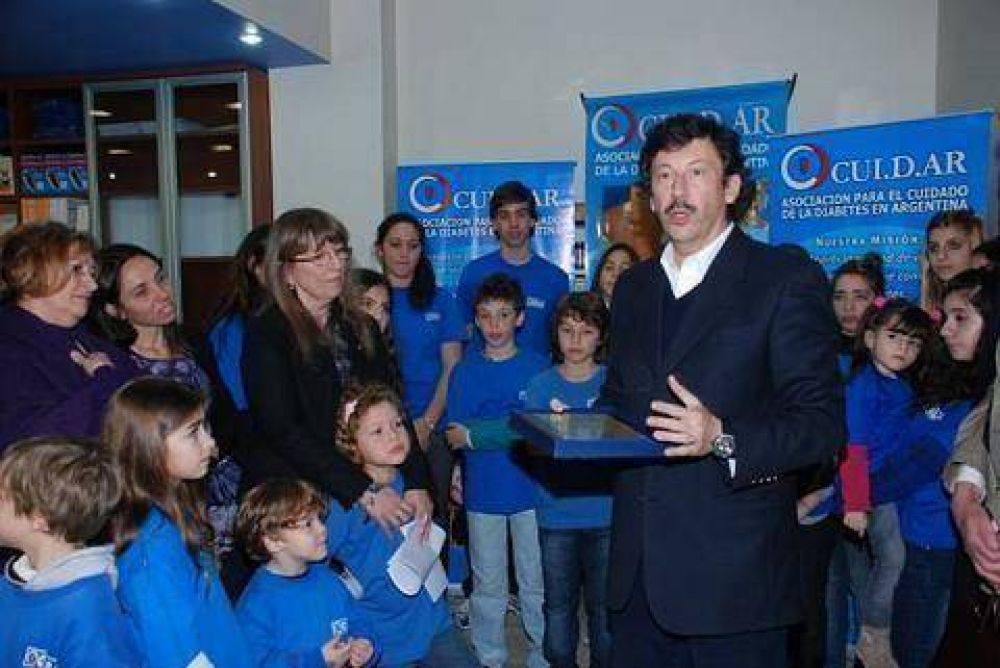 Gustavo Posse inaugur� una nueva sede de CUIDAR para San Isidro