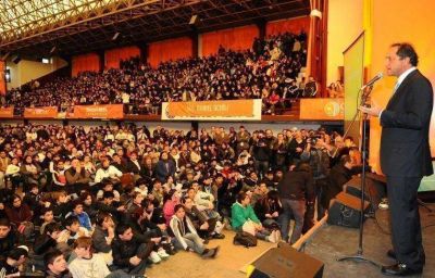 Scioli: �Los cambios llegan cuando la juventud est� convencida� 