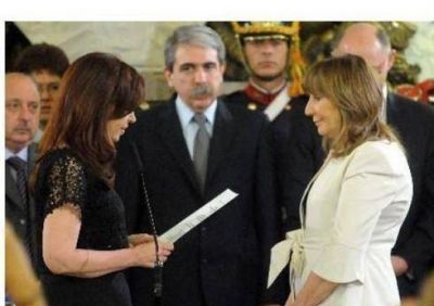 Corpacci llev� la causa EDECAT a la asesora legal de la Presidenta