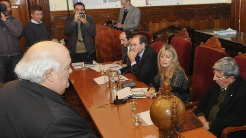 Favoritos, casi al tope, al medio y abajo