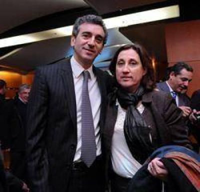 GRACIELA ROSSO PARTICIPO DEL PRIMER ENCUENTRO DE INTENDENTES 