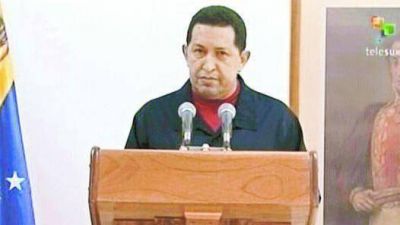 Ch�vez revel� por cadena nacional que tiene c�ncer y lucha contra la enfermedad