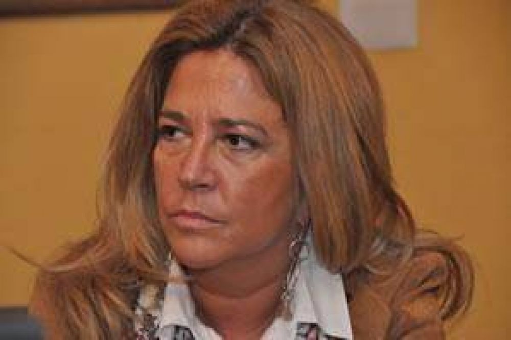 Marina Riofr�o: �Hay dirigentes que entienden que merecen competir por un espacio�