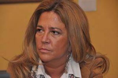 Marina Riofr�o: �Hay dirigentes que entienden que merecen competir por un espacio�