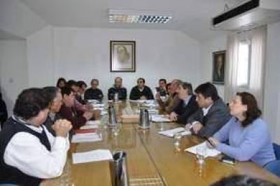 Diputados se reunieron con miembros de entidades vinculadas con la actividad agropecuaria de San Juan