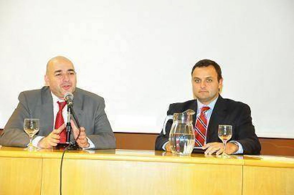 SAN MART�N - EL DIRECTOR NACIONAL ELECTORAL, ALEJANDRO TULLIO, BRINDO CHARLA SOBRE LA NUEVA REFORMA
