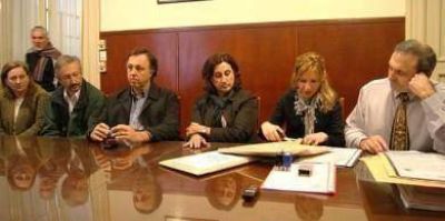 Se realiz� el acto de apertura de sobres para la compra del tom�grafo