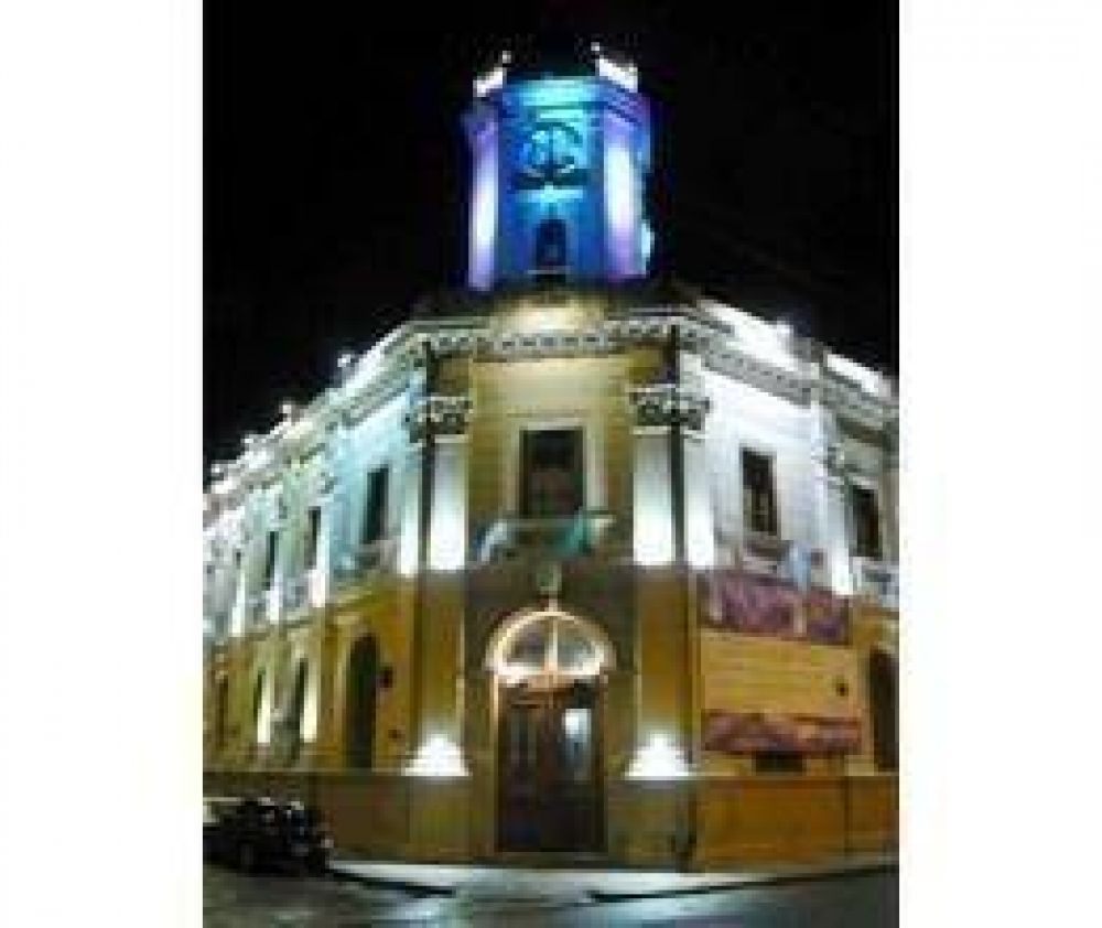 Se dividen las aguas en el oficialismo
