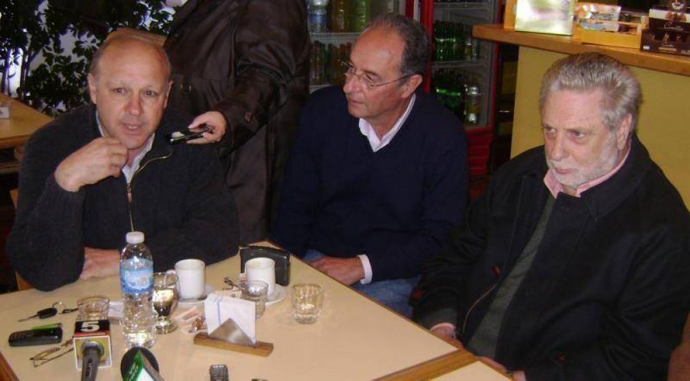Mario Llamb�as:�Creo que la Argentina se va a empezar a arreglar cuando tengamos un gobierno honesto y que respete las leyes�