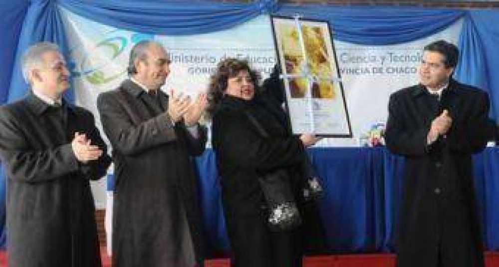 Se inaugur la Escuela Primaria N 954 en Barranqueras