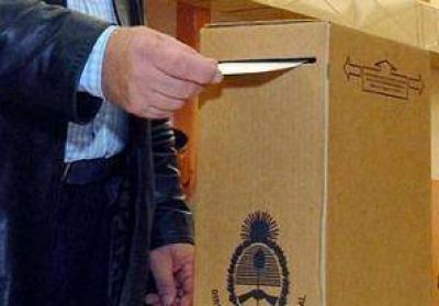 Elecciones 2011: El 14 de agosto el FPV definira 66 distritos y la UDESO 38