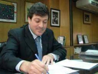  Mariotto asign� una frecuencia de TV a la UNNOBA