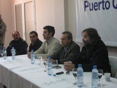 Costanzo: "Estamos trabajando para que cada barrio tenga su c�mara de seguridad"
