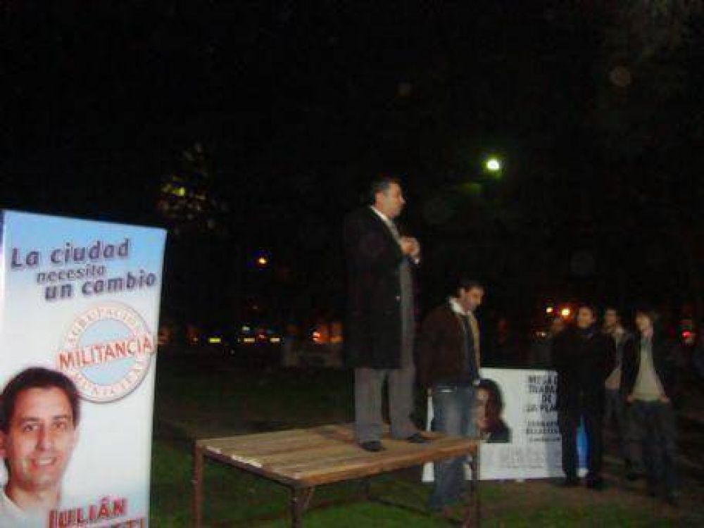 Uni�n Platense Federal conmemor� el fallecimiento de Juan Domingo Per�n