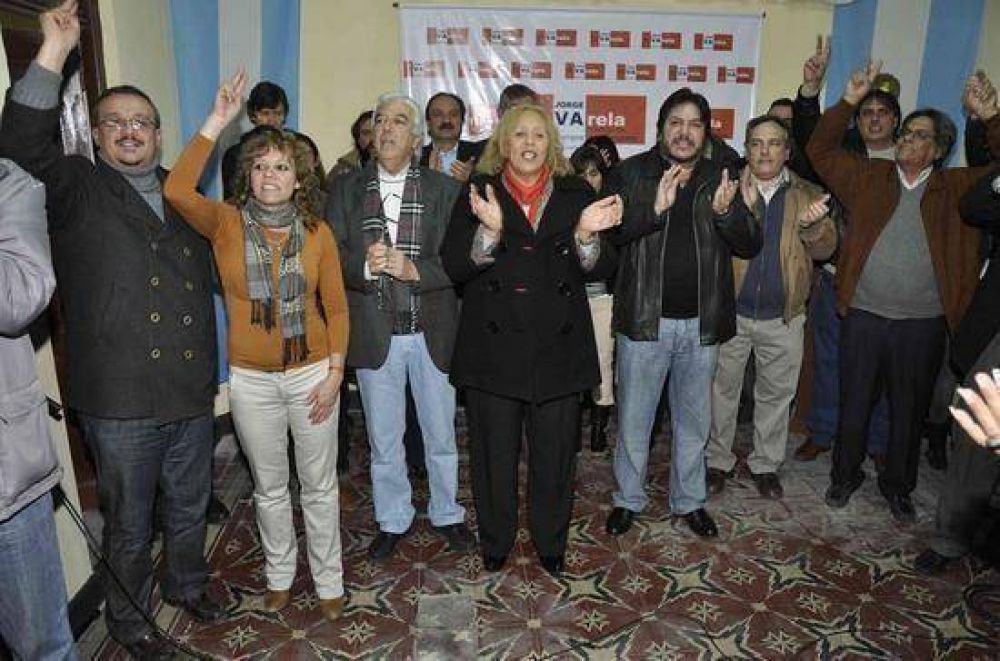 El Frente para la Victoria present� sus candidatos a concejales y consejeros escolares