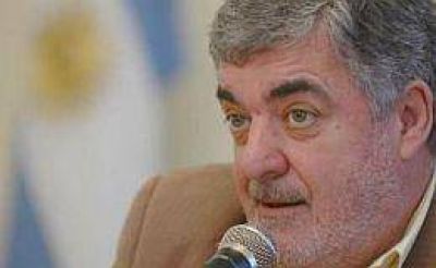 "Lo de Buzzi es un acto de prostituci�n pol�tica"