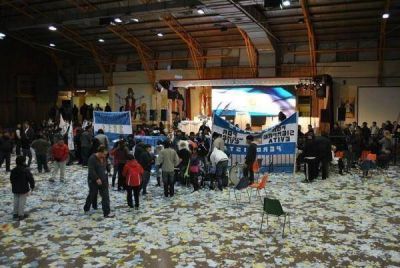 Estaba todo armado para un festejo y termin� con un gimnasio desolado