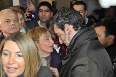 Cristina felicit� a R�os y Randazzo dijo que para Naci�n es "una buena noticia" su triunfo
