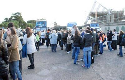 Gral Pueyrred�n - M�s de 160 chicos partieron a Bariloche