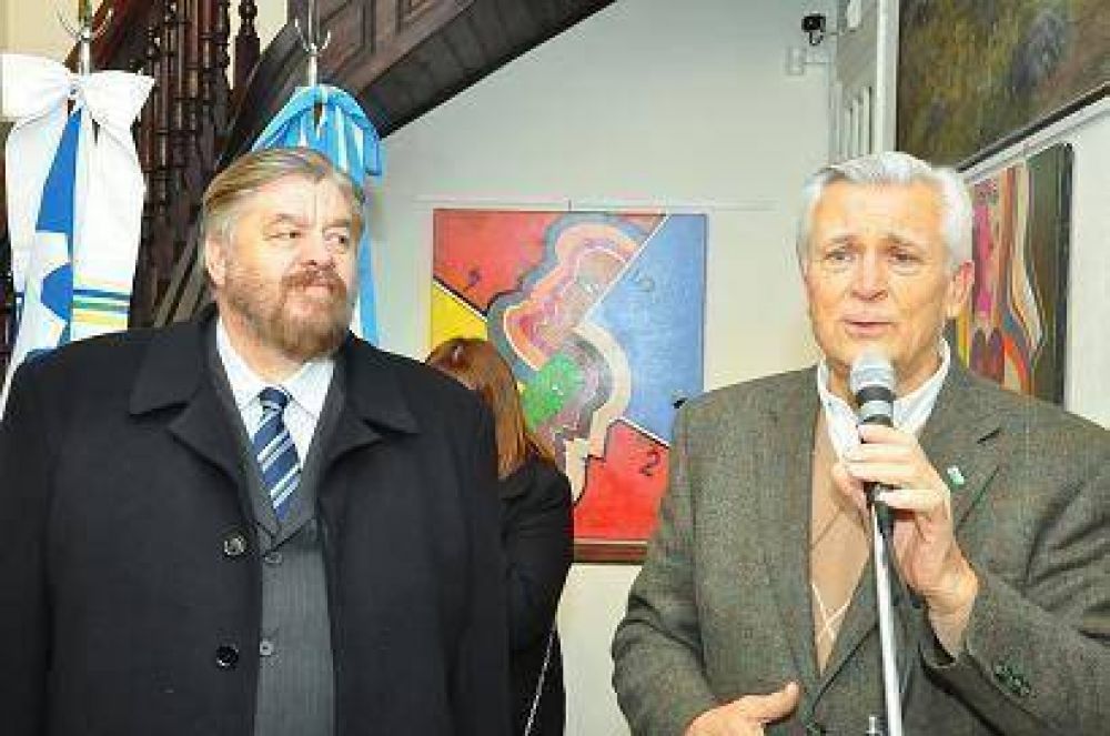 SAN MART�N - IVOSKUS INAUGUR� LA MUESTRA DE P�EZ VILAR�