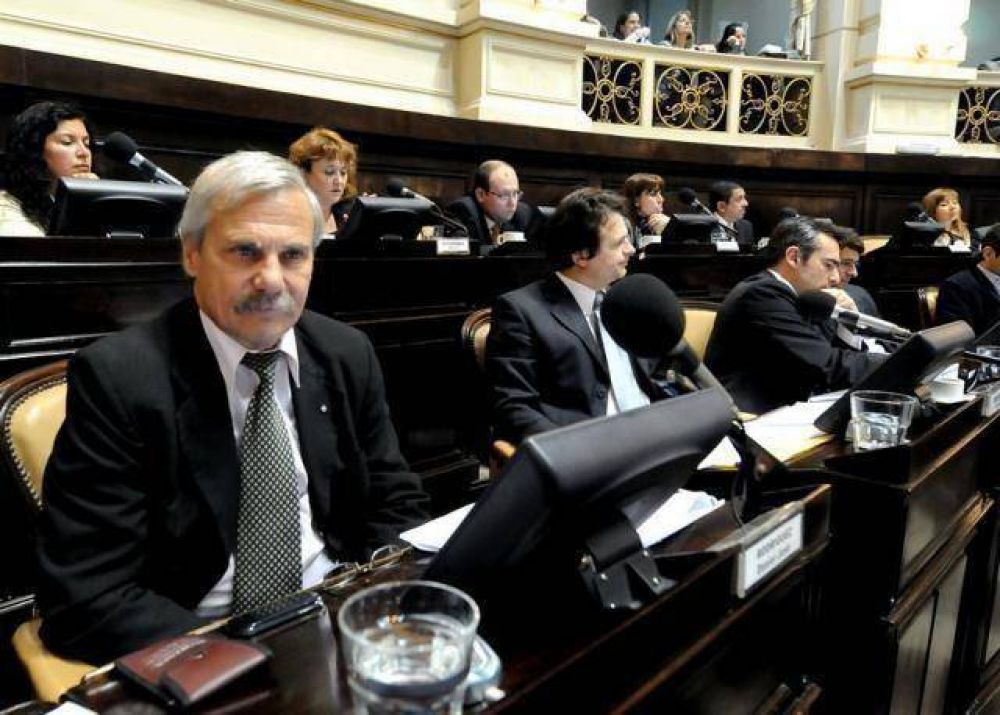 Daniel Rodr�guez ratific� su apoyo a Carlos Cheppi en la interna del FpV