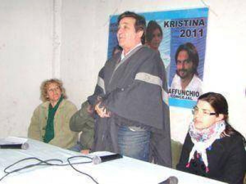 Salatino: "Somos el verdadero cristinismo"