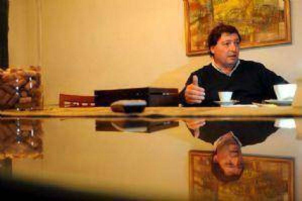 Omar Parisi: ��Cu�l es el pecado de que yo sea kirchnerista?�