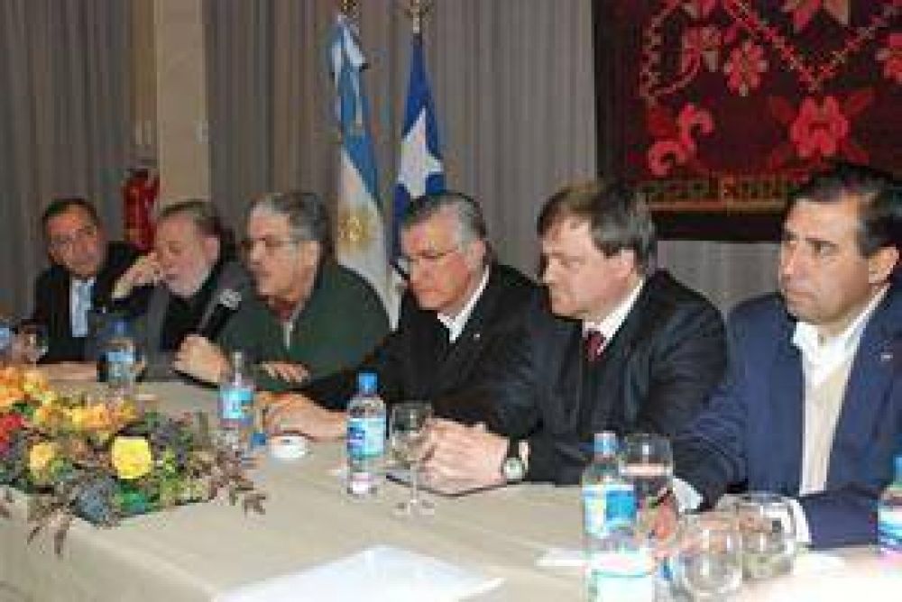  En 90 d�as estar�a la ingenier�a b�sica y el pliego licitatorio