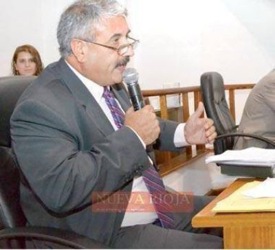 UCR denuncia que Quintela no cumple con C�digo Vial  
