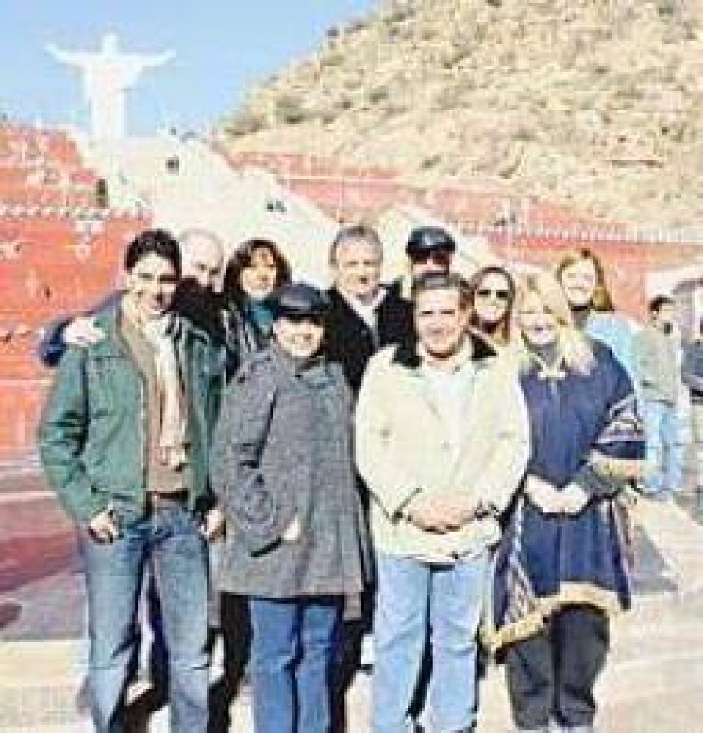 Beder recibi� a la �tropa� de Menem en otro espaldarazo pol�tico