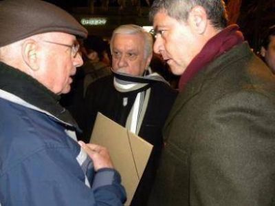 CORAJE C�VICO: Nazar solicit� a Insfr�n el veto del "engendro" legislativo