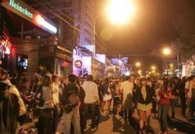 Peligran los bares de Alem afectados por el tope horario y la prohibici�n de vender alcohol despu�s de las cuatro