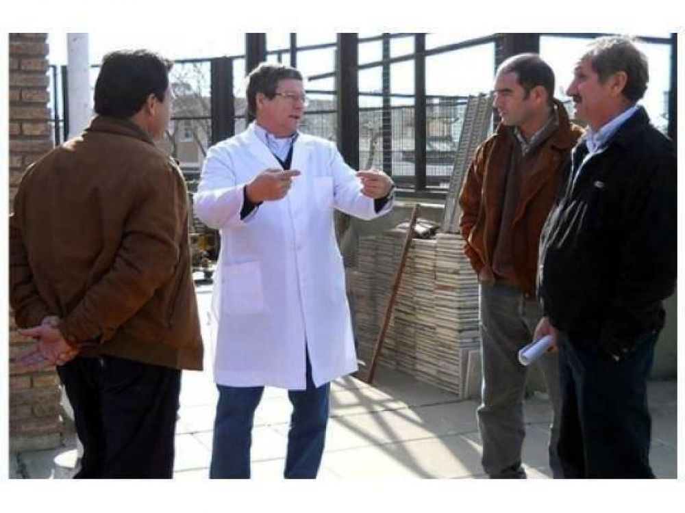 Se plantea ampliar el hospital Urquiza y el asfaltado de la zona