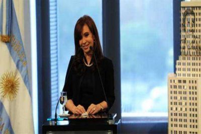 Cristina firm� un decreto que proh�be el rubro 59