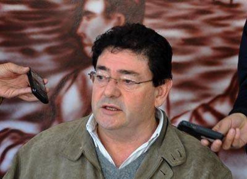Robledo: �esta crisis es por la pelea entre Verna y Mar�n�