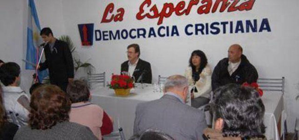 Intervinieron la Democracia Cristiana de Marturet y se al�nea con Duhalde 