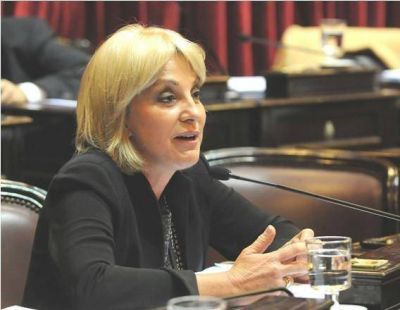 Prohibici�n de oferta sexual: Para Liliana Fellner, es una medida para proteger a mujeres indefensas