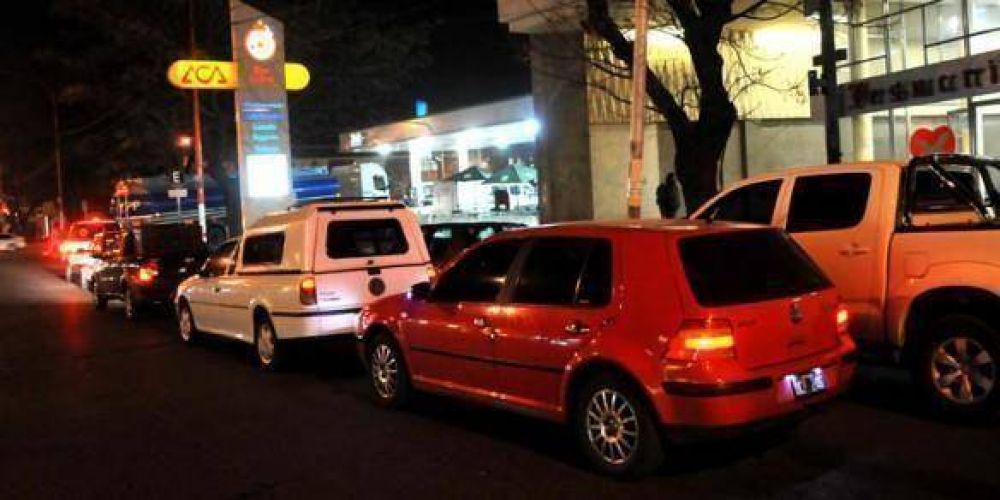 "Todo pasa": para "Paco" P�rez la escasez de combustible qued� atr�s