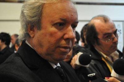 "Nuestra preocupaci�n es pagar el aguinaldo", dijo Peralta