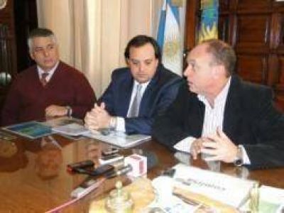San Nicol�s: Intendente Carignani recibi� a Ferr�