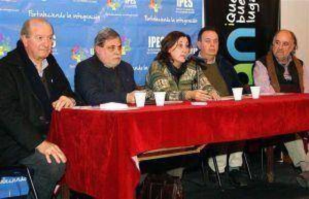 Rosso disert� sobre econom�a y cooperativismo en el lanzamiento del IPES en Luj�n 