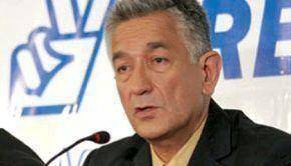 Rodriguez Saa reci�n conoci� ayer a su candidato� Tyson� Fern�ndez