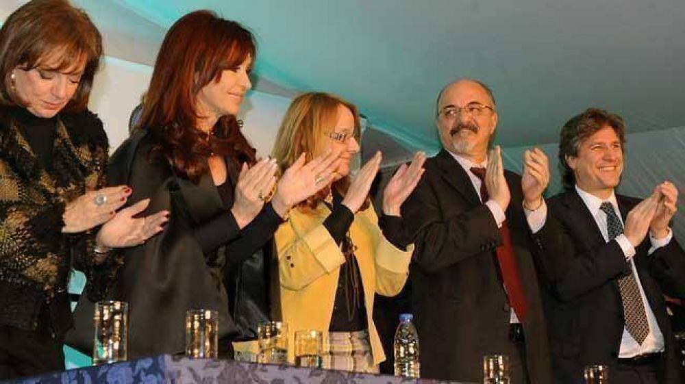 La Presidenta recibi� a Giacomino y lo alent� a movilizar a su partido