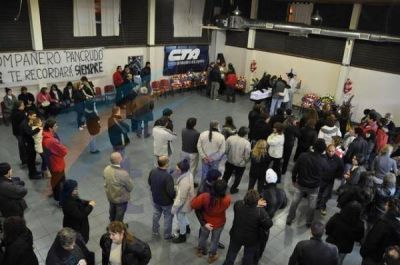 Velan los restos del Senador Jos� Mart�nez en el gremio de ATE