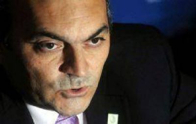 El gobierno fren� la licitaci�n de Rentas