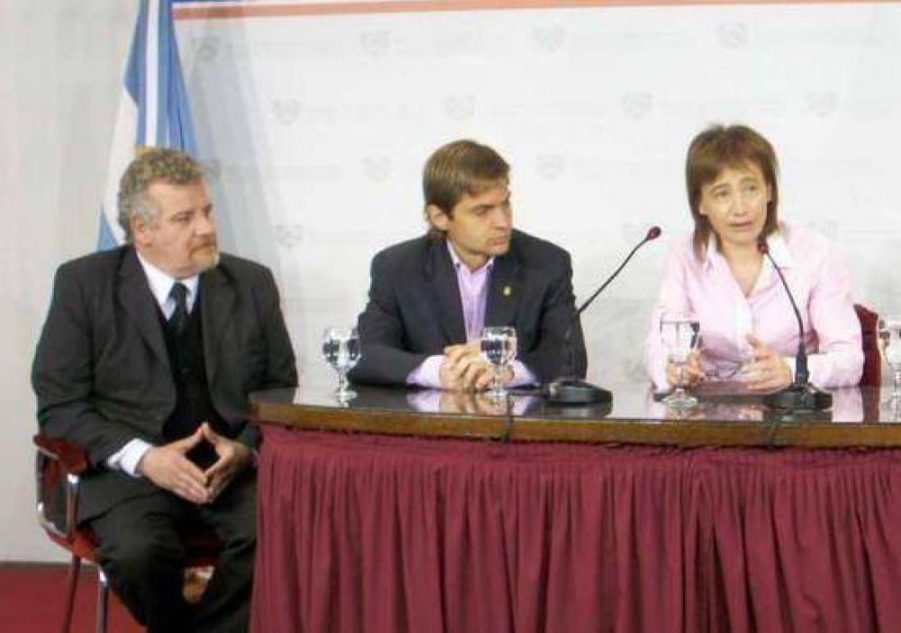 La Gobernadora record� a Jos� Mart�nez como �un luchador� y �una persona muy solidaria�.
