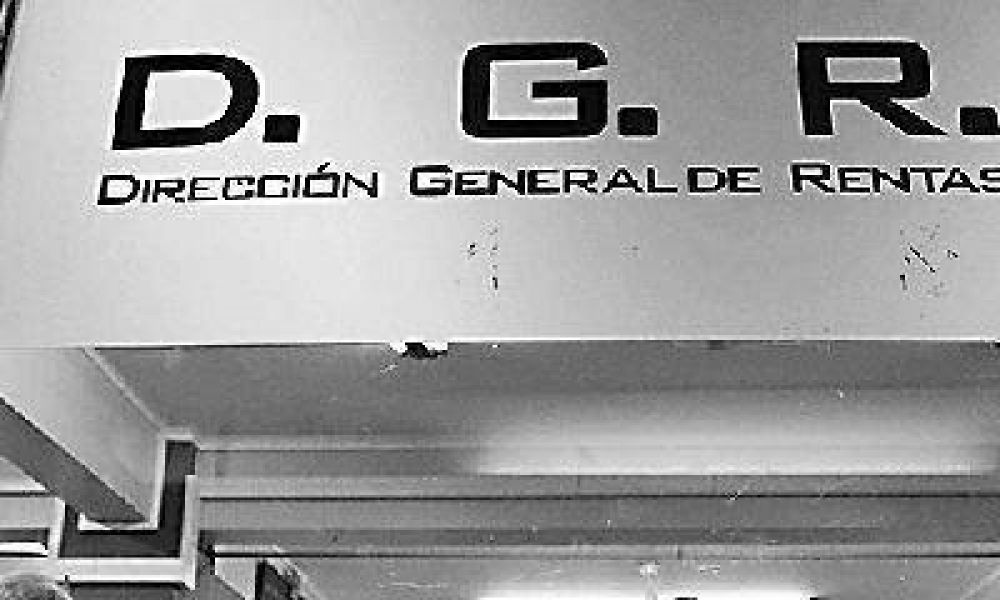 El Gobierno acat� la suspensi�n de la licitaci�n de Rentas 